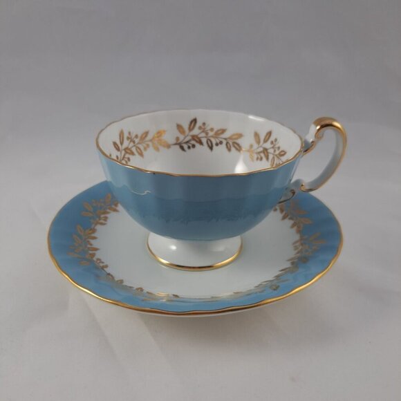 Aynsley Bone China Blue Gold Tea Cup Saucer Set Floral Interior Vintage - Picture 7 of 16